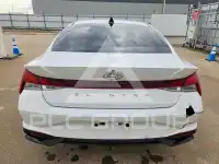 2022 Hyundai Elantra фото