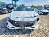 2022 Hyundai Elantra фото