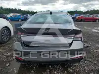 2022 Hyundai Elantra photo