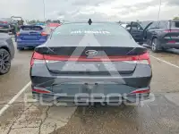 2022 Hyundai Elantra фото
