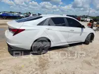 2022 Hyundai Elantra фото