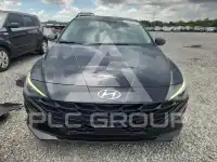 2022 Hyundai Elantra photo