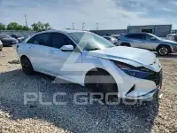 2022 Hyundai Elantra фото