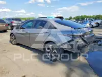 2022 Hyundai Elantra photo