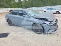 2022 Hyundai Elantra photo