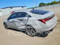 2022 Hyundai Elantra photo