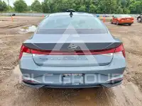 2022 Hyundai Elantra фото