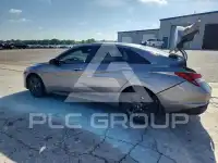 2022 Hyundai Elantra фото