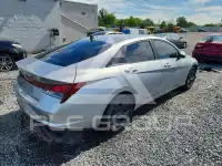2022 Hyundai Elantra фото