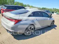 2022 Hyundai Elantra photo