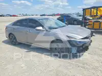 2022 Hyundai Elantra фото