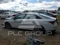 2022 Hyundai Elantra photo