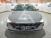 2022 Hyundai Elantra фото
