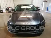 2022 Hyundai Elantra photo