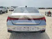 2022 Hyundai Elantra фото