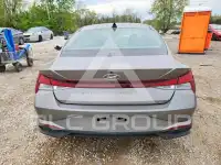 2022 Hyundai Elantra фото