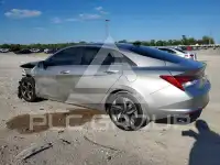 2022 Hyundai Elantra фото