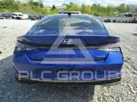 2022 Hyundai Elantra фото