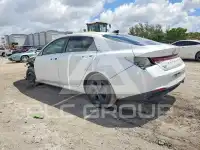 2022 Hyundai Elantra фото