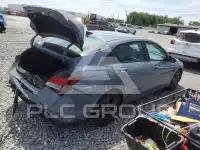 2022 Hyundai Elantra photo