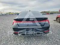 2022 Hyundai Elantra фото