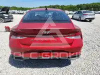 2022 Hyundai Elantra photo