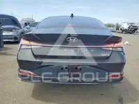 2022 Hyundai Elantra фото