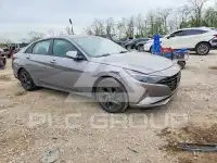 2022 Hyundai Elantra фото