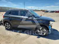 2022 Hyundai Venue фото