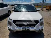 2022 Hyundai Venue photo