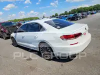 2022 Volkswagen Passat photo