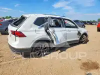 2022 Volkswagen Tiguan фото