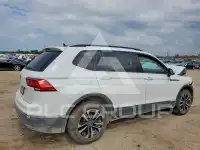 2022 Volkswagen Tiguan фото