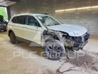2022 Volkswagen Tiguan фото