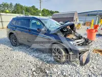2022 Volkswagen Tiguan фото