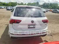 2022 Volkswagen Tiguan фото