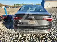2022 Volkswagen Jetta фото