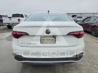 2022 Volkswagen Jetta фото