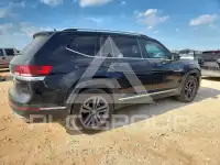 2022 Volkswagen Atlas photo