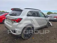 2023 Mitsubishi OUTLANDER фото