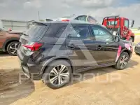 2023 Mitsubishi OUTLANDER photo
