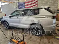 2023 Mitsubishi OUTLANDER фото