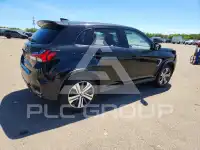 2023 Mitsubishi OUTLANDER фото