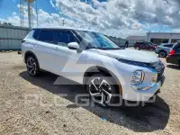 2023 Mitsubishi OUTLANDER фото