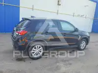 2023 Mitsubishi OUTLANDER фото