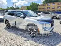 2023 Mitsubishi OUTLANDER фото