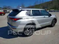 2023 Mitsubishi OUTLANDER фото