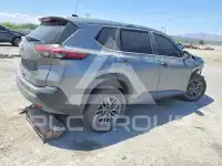 2023 Nissan ROGUE photo