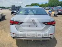 2023 Nissan SENTRA фото