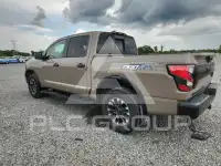 2023 Nissan TITAN фото